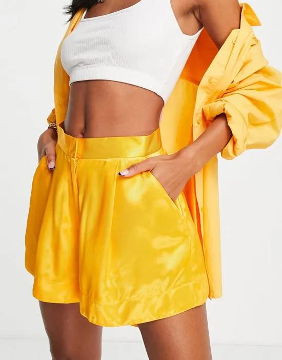 satin twill short in orange