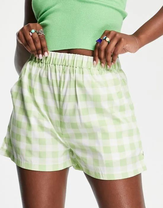 shorts in green gingham - part of a set