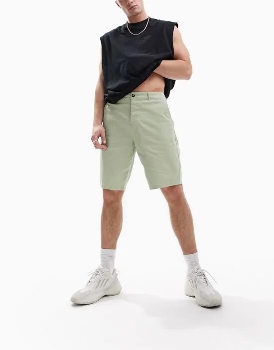 skater chino shorts in light green