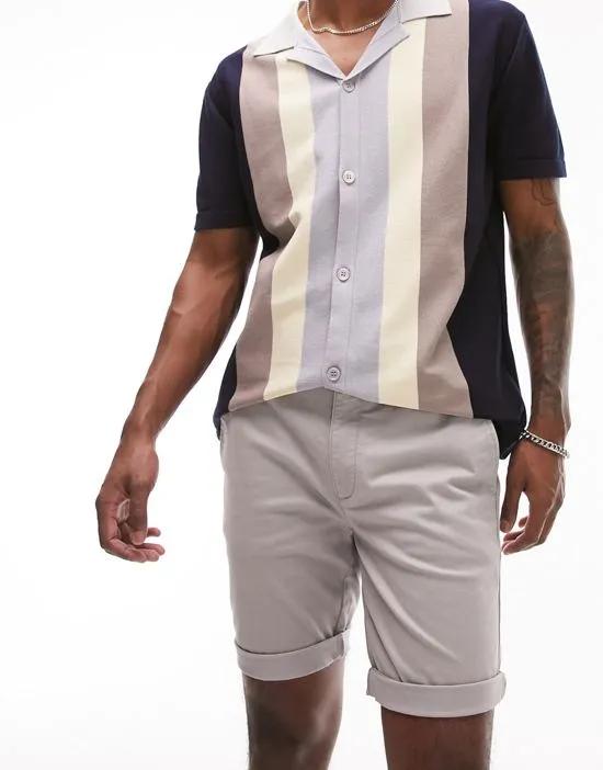 skinny chino short in light gray
