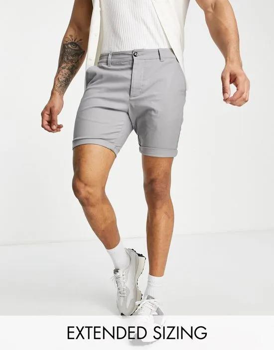 skinny chino shorts in light gray