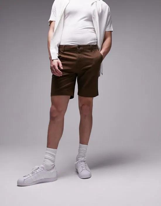 slim chino short in brown