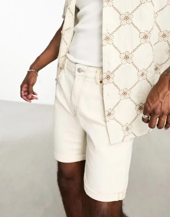 slim denim shorts in ecru