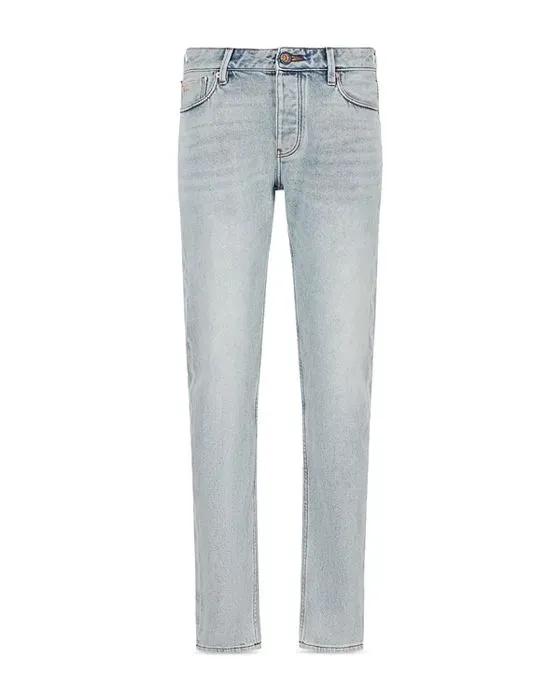 Slim Fit Jeans in Solid Dark