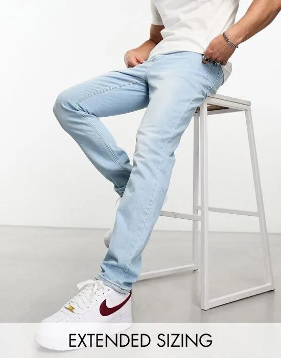 slim jeans in light wash blue