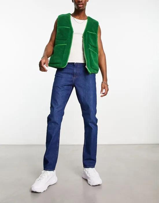 slim jeans in mid wash blue