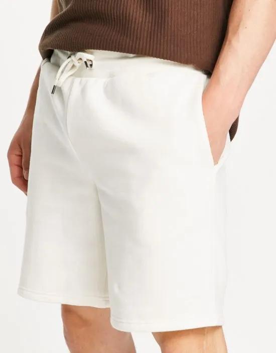 slim jersey shorts in ecru