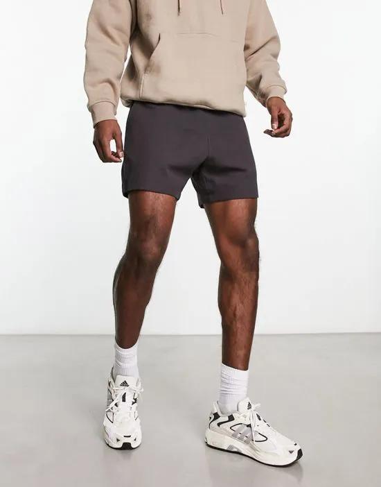 slim shorts in washed black waffle