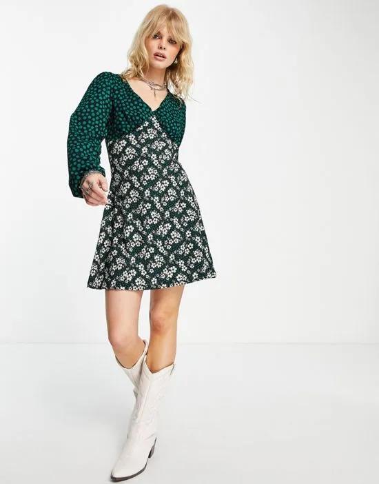 spot and floral long sleeve jersey tea dress in green