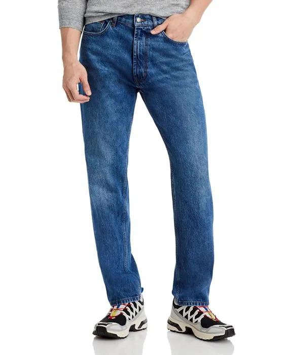 Straight Fit 640 Jeans in Medium Blue