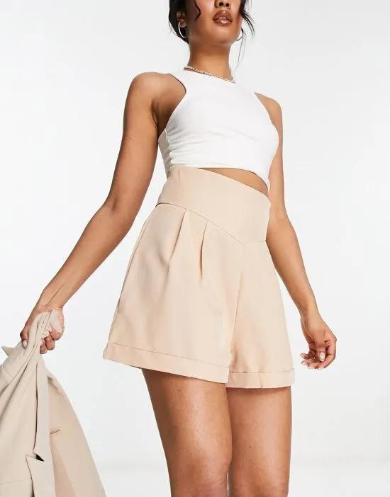 tailored high rise shorts in stone