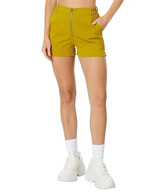 Taiyaki Zip Hike Shorts