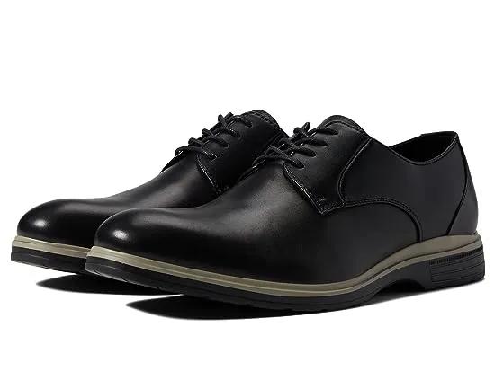 Tayson Lace-Up Oxford