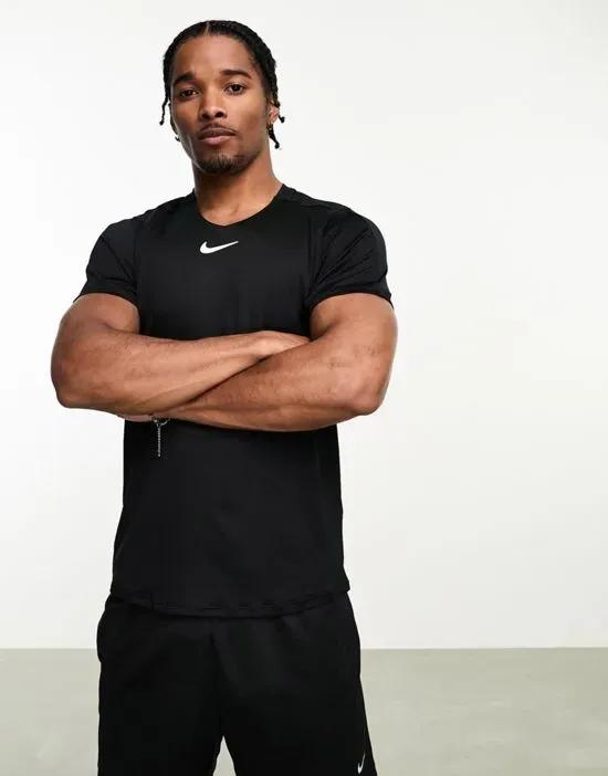 Tennis Dri-FIT Advantage T-shirt in black