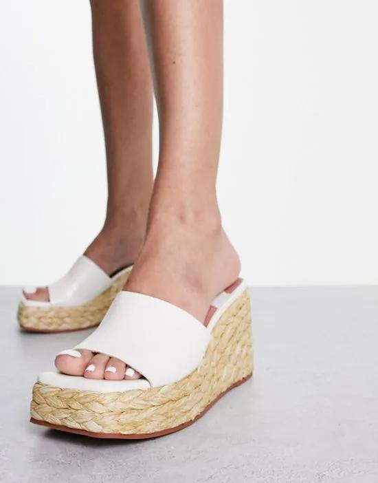 Teo wedge mules in white