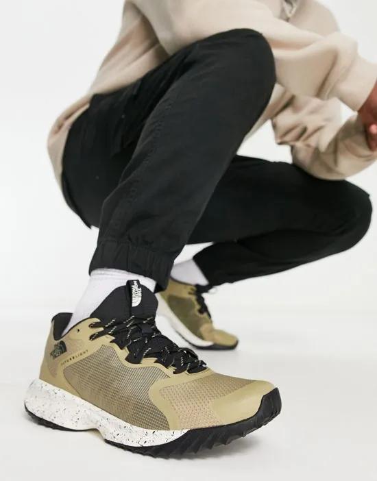 Wayroute sneakers in tan