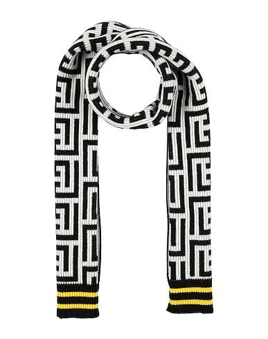 White Knitted Scarves and foulards