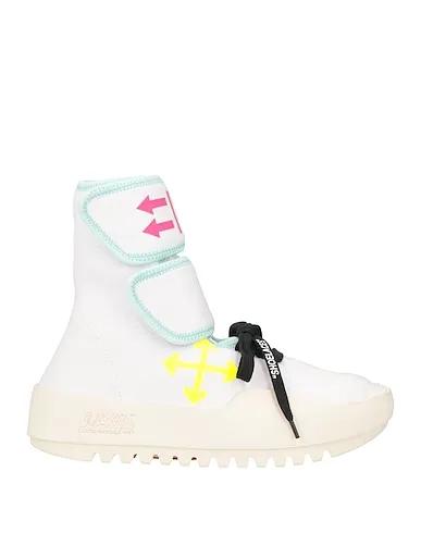 White Knitted Sneakers