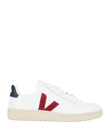 White Sneakers V-12
