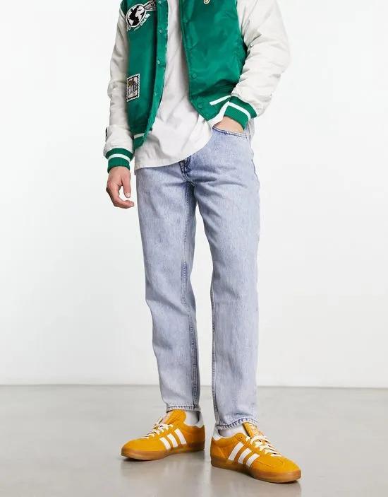 wide fit basic jeans in light blue