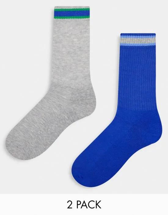 2 pack sports socks with ankle stripe in blue and white