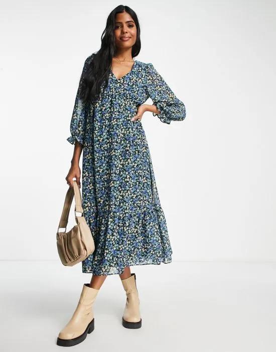3/4 sleeve midi dress in blue ditsy floral
