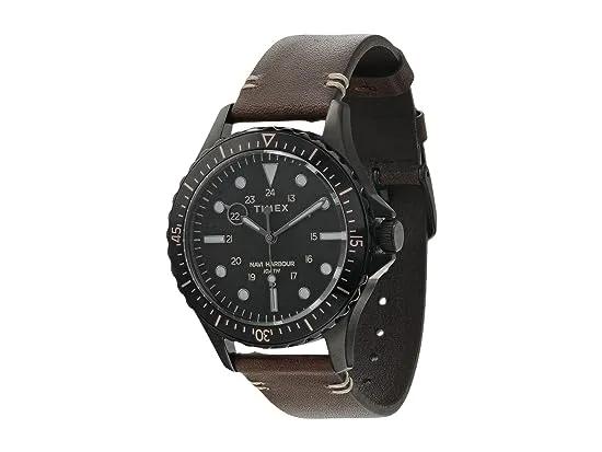 41 mm Navi XL 3-Hand Leather Strap Watch