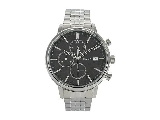 43 mm Chicago Chronograph Stainless Steel Bracelet Watch
