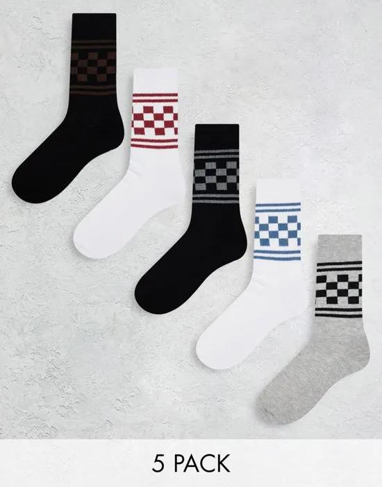 5 pack sports socks in white, black and gray with checkerboard
