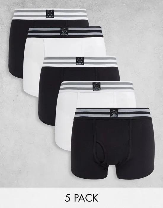 5 pack trunks in black and white