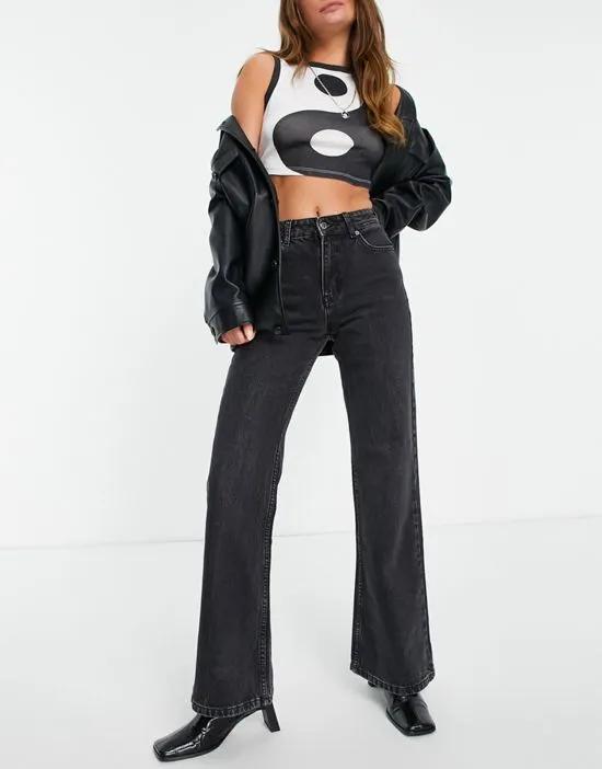 90s flare jeans in washed black