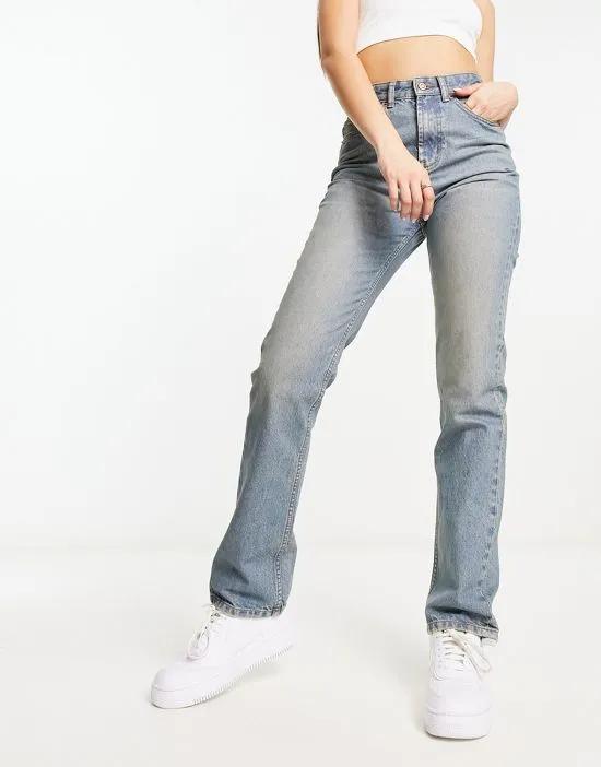 90s straight jeans in tinted blue