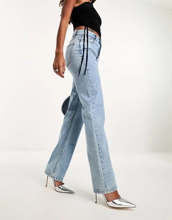 90s straight jeans in vintage lightwash