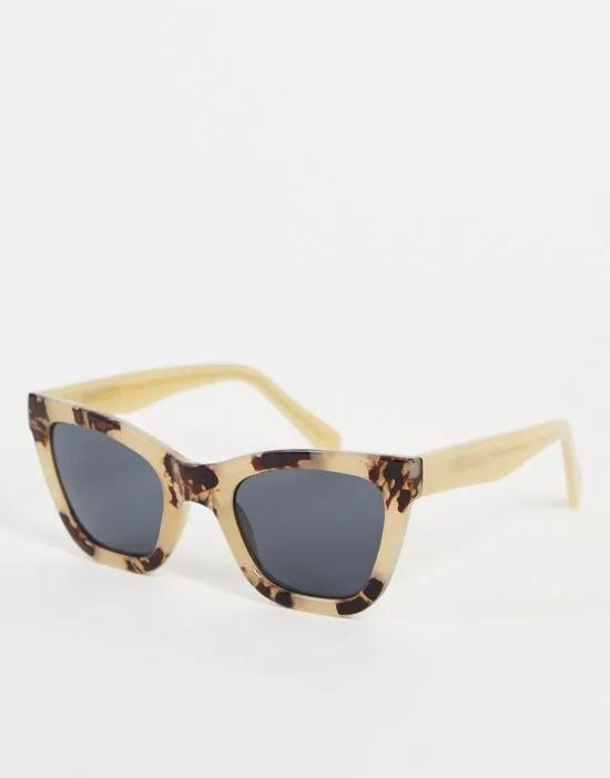 A.kjaerbede Big Kanye cat eye sunglasses in hornet