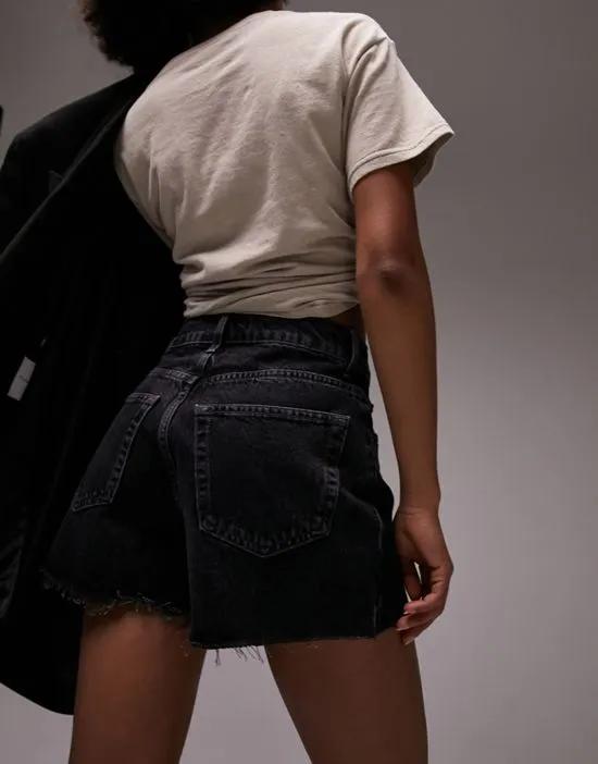 A-line mom shorts in washed black