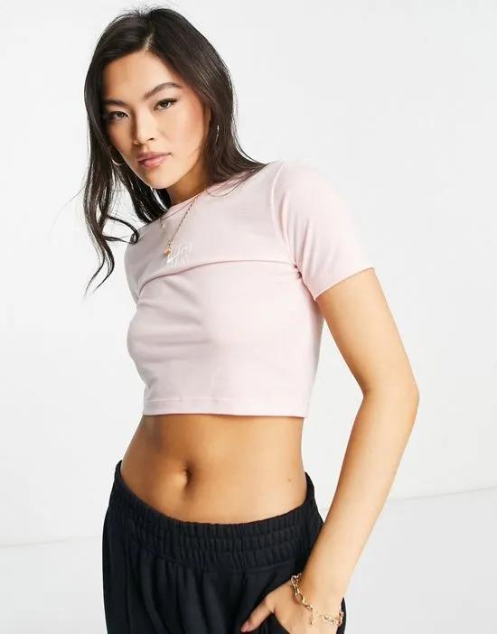 Air cropped T-shirt in pink