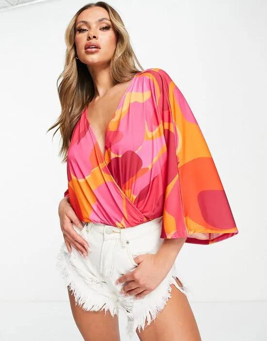 angel sleeve bodysuit in pink abstract print