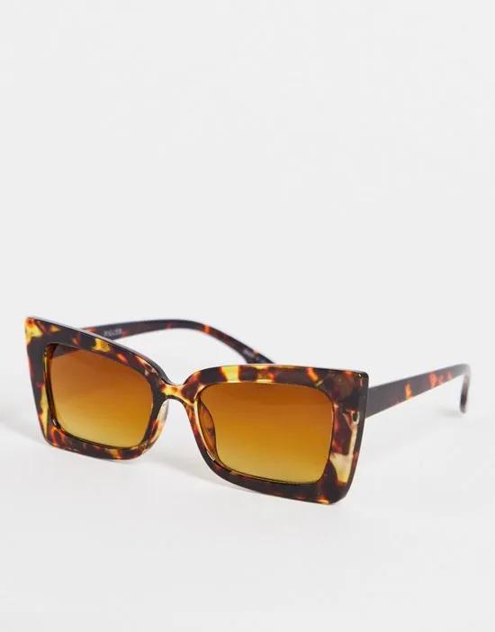 angular sunglasses in brown tortoiseshell