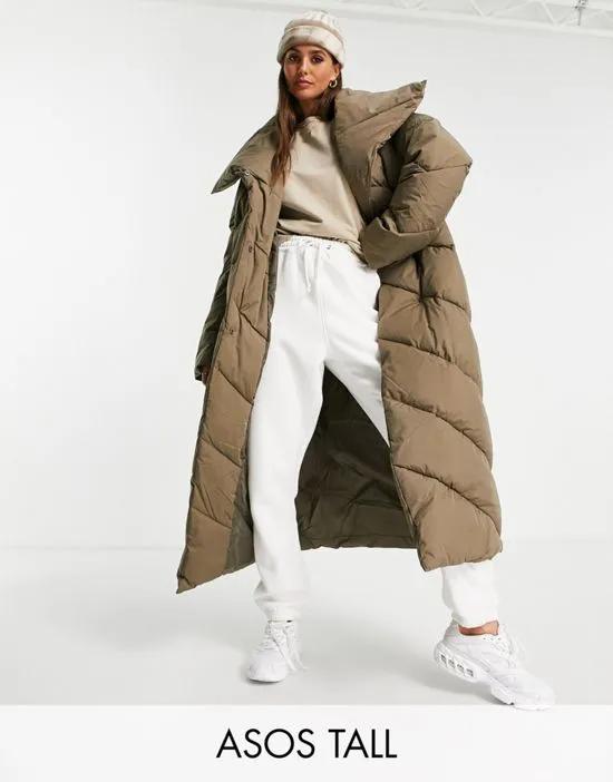 ASOS DESIGN Tall waterfall quilted maxi puffer coat in brown