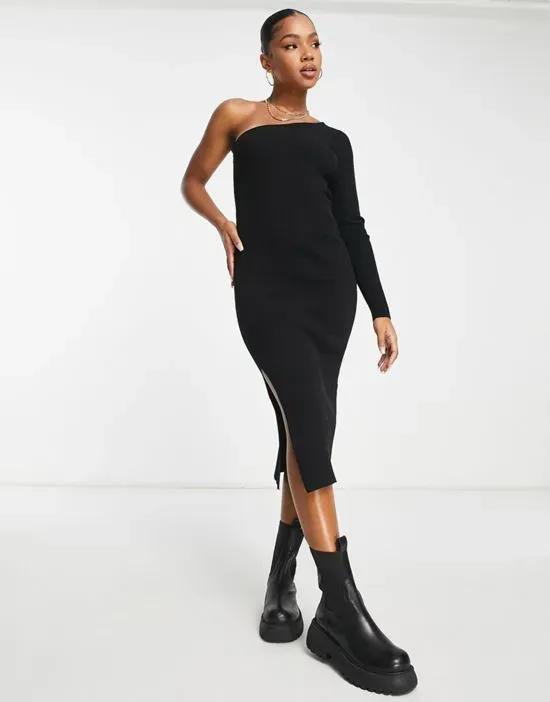 asymmetric knit midi dress in black