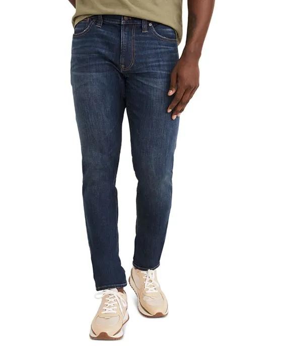 Athletic Slim Fit Jeans in Leeward 