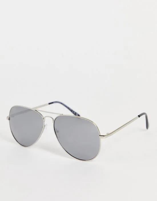 aviator frame sunglasses in silver