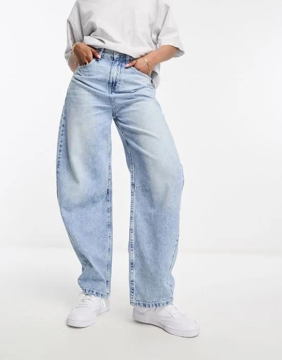 balloon leg jeans in light blue