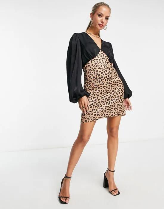 balloon sleeve mini dress in contrast leopard