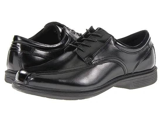 Bartole Street Bicycle Toe Oxford with KORE Slip Resistant Walking Comfort Technology