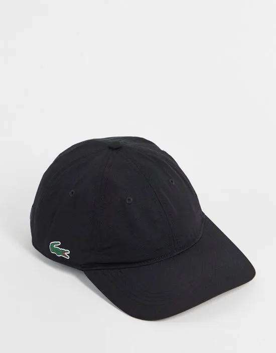 baseball cap in black