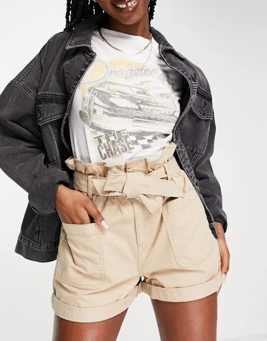 belted patch pocket cargo short in stone