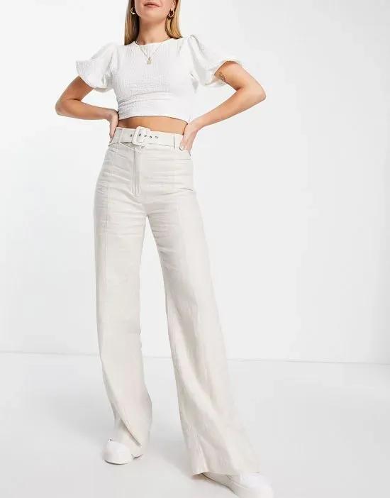 belted wide leg pants in off white