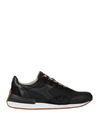 Black Canvas Sneakers EQUIPE MAD
