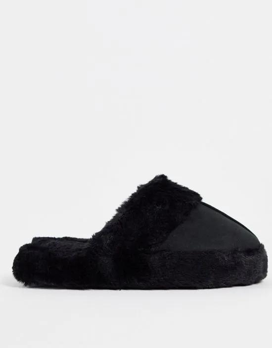 Black flatform slipper